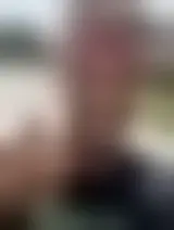 Chat with julian1004 and singles men in Belvedere Park
