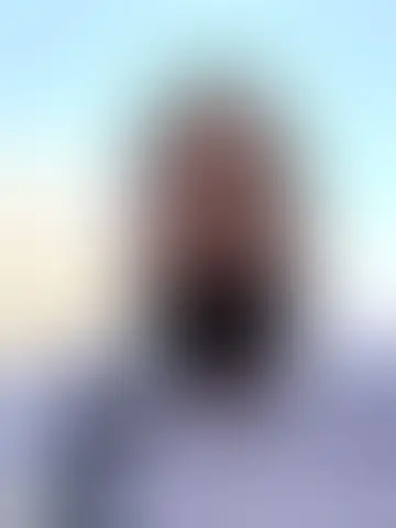 Chatter avec ahmed8154 et des hommes célibataires vers Saint-Denis