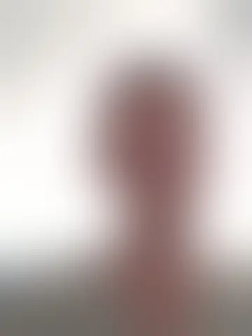 Chatter avec nadja9877 et des hommes célibataires vers Paris