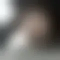 Chat with  showsumqhhh